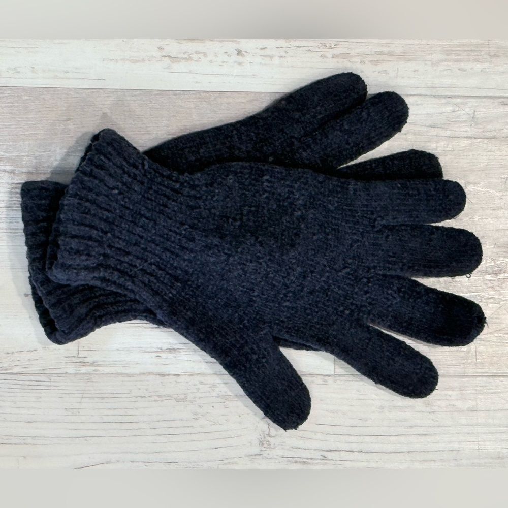 Classic Blue Women's Knit Gloves
